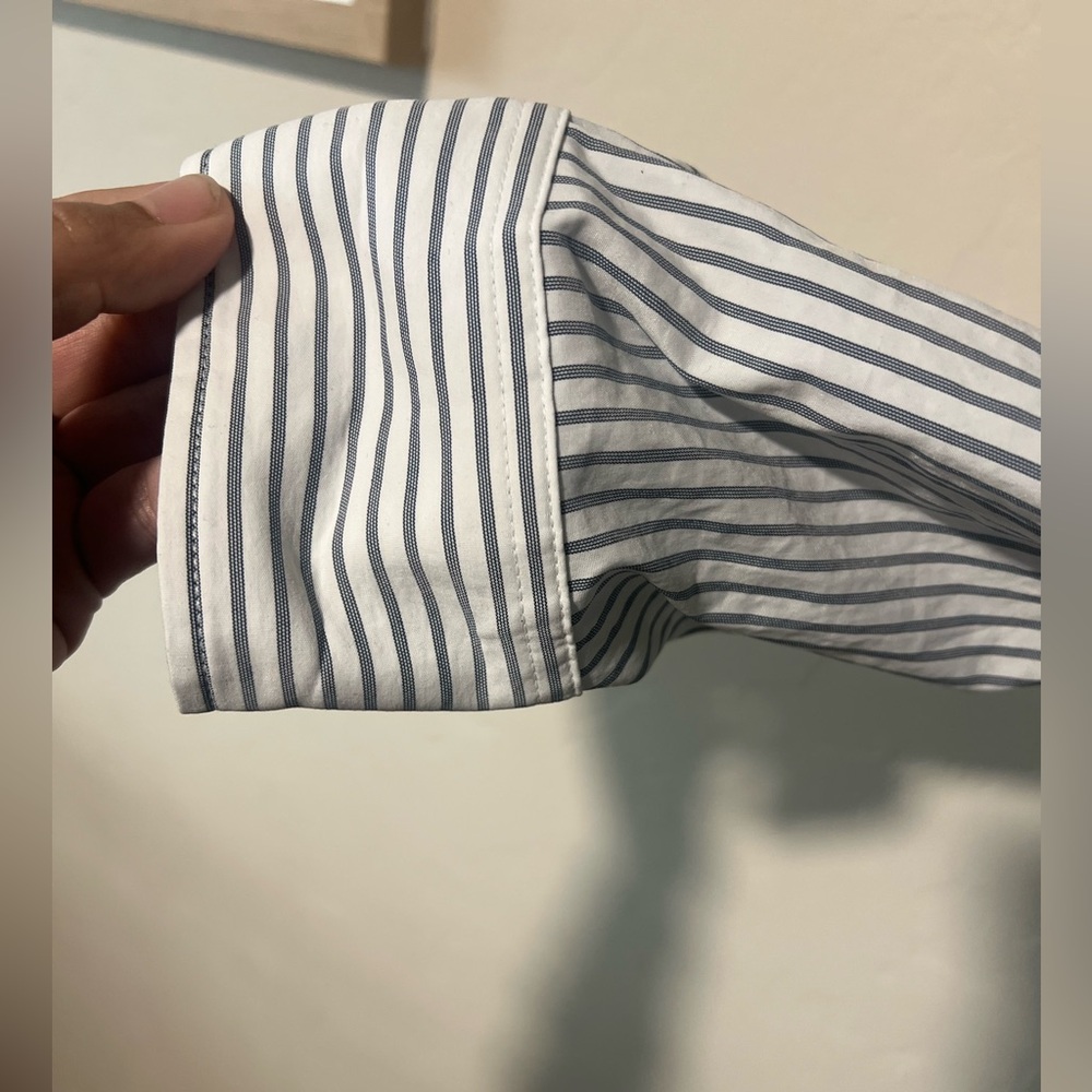 Athleta Midday Cropped Poplin Shirt Repose Navy Stripe Size M - Picture 7 of 14